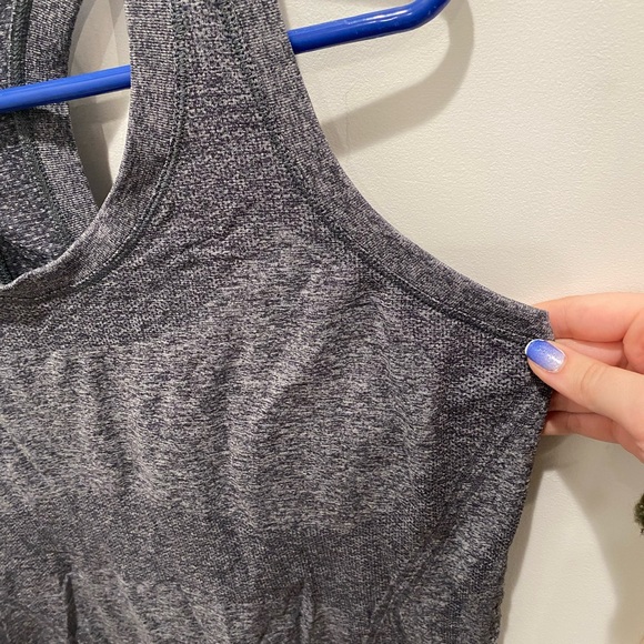 Athleta Momentum Seamless Heather Tank Size Large - Picture 5 of 9